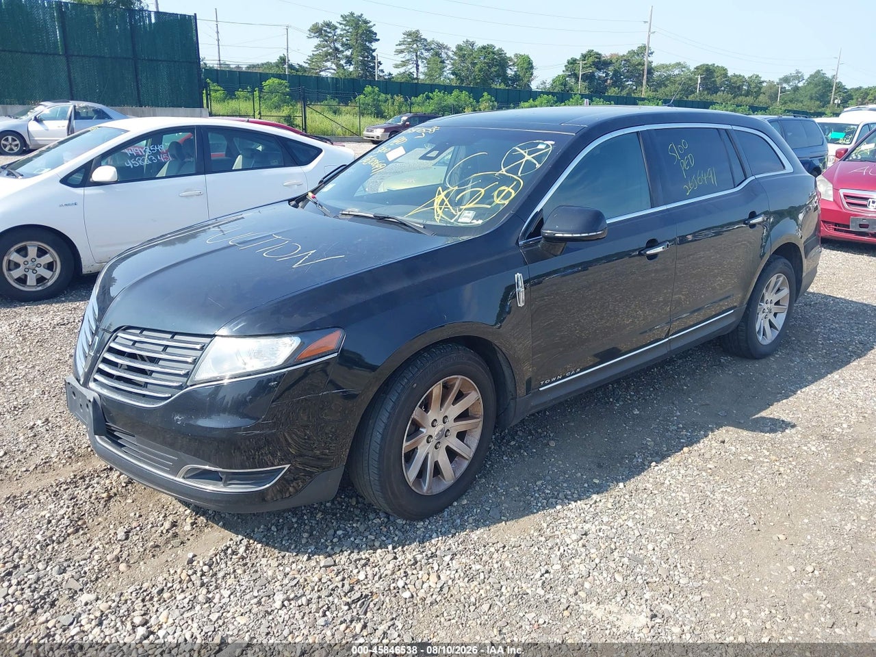 2LMHJ5NK2JB****** · 2018 LINCOLN MKT LIVERY · 2/10