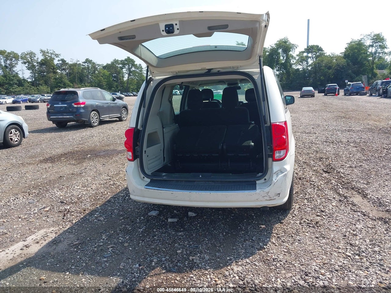 2013 DODGE GRAND CARAVAN AMERICAN VALUE PKG · 6/10