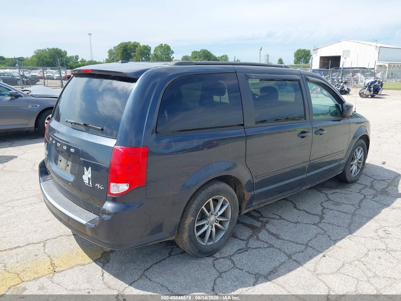 2014 DODGE GRAND CARAVAN R/T · 4/11