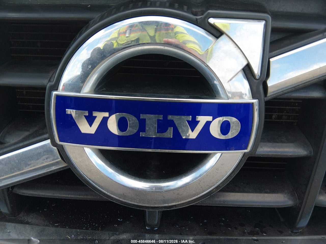2013 VOLVO XC60 3.2 PLATINUM · 6/11