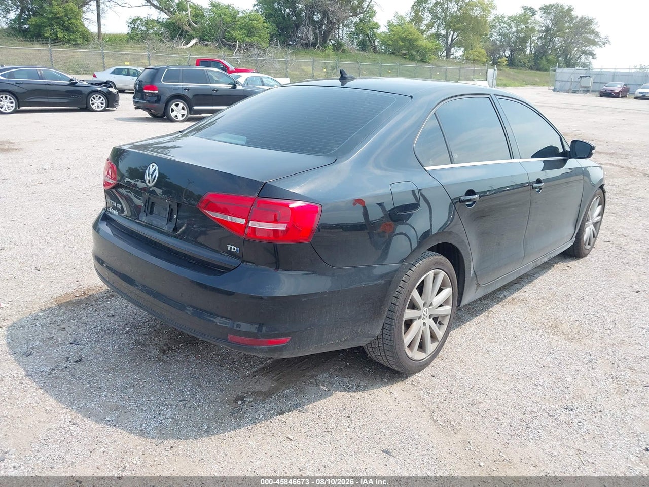 2015 VOLKSWAGEN JETTA 2.0L TDI SE · 4/11