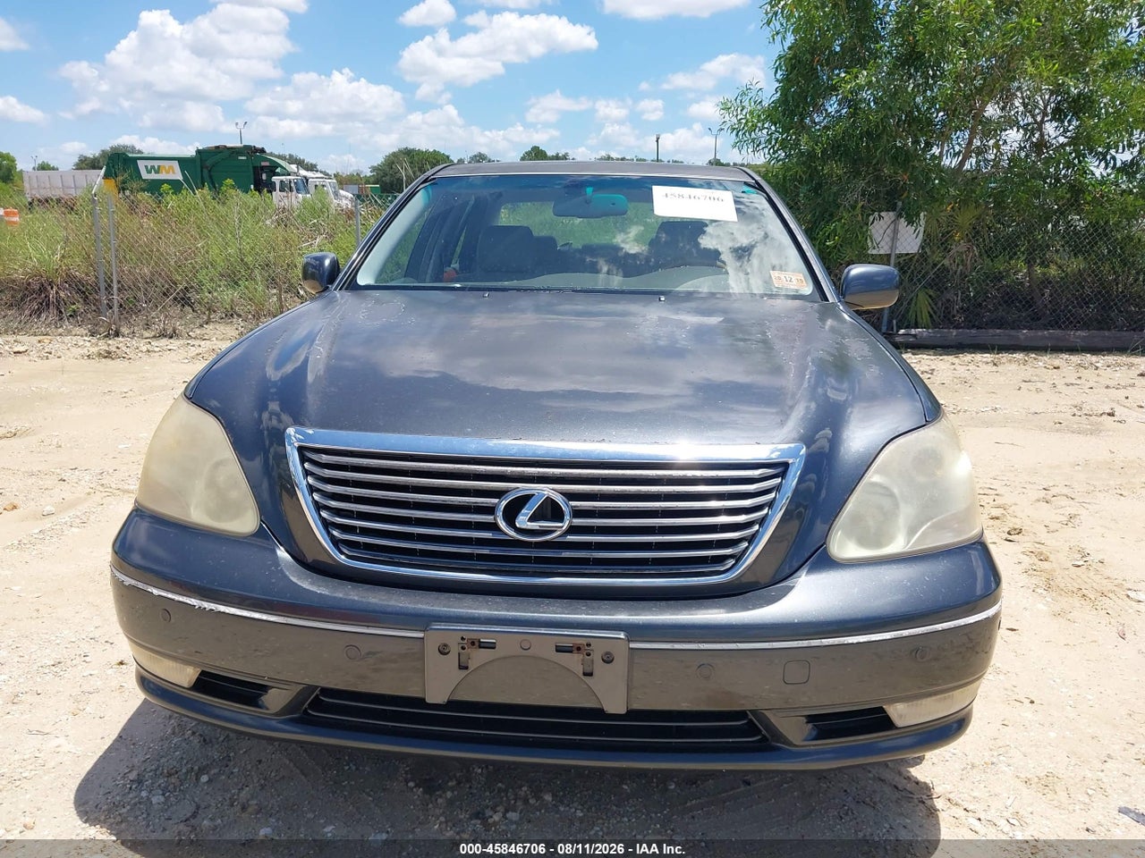 2004 LEXUS LS 430   · 6/11