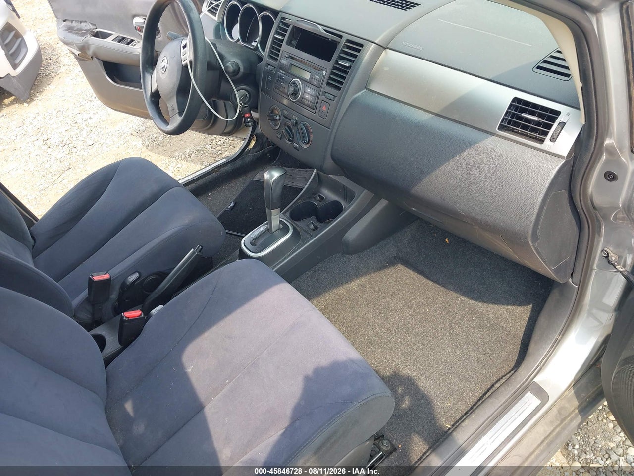 2009 NISSAN VERSA 1.8S · 5/11