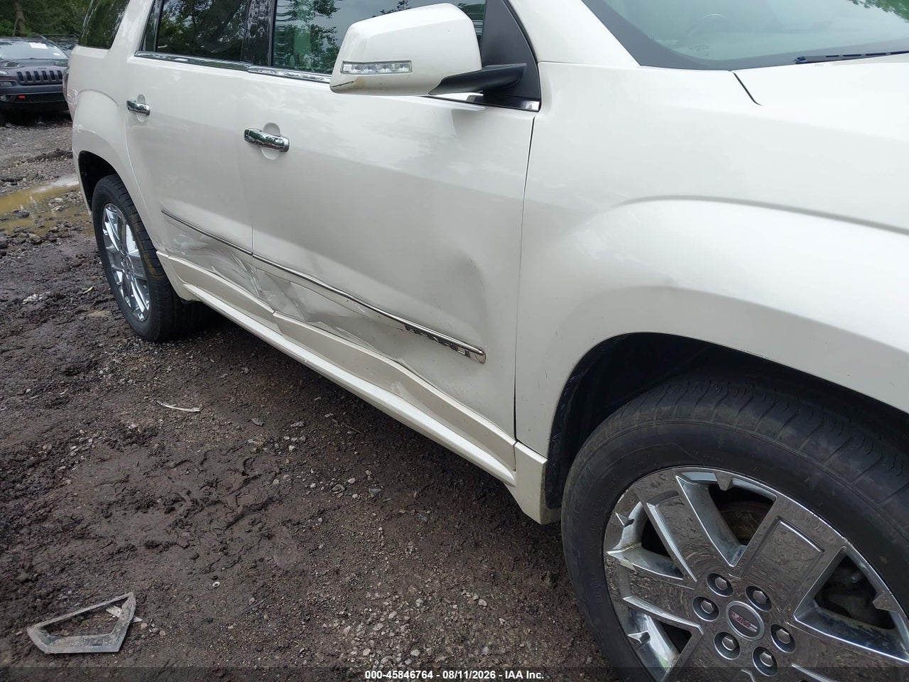 2015 GMC ACADIA DENALI · 6/10