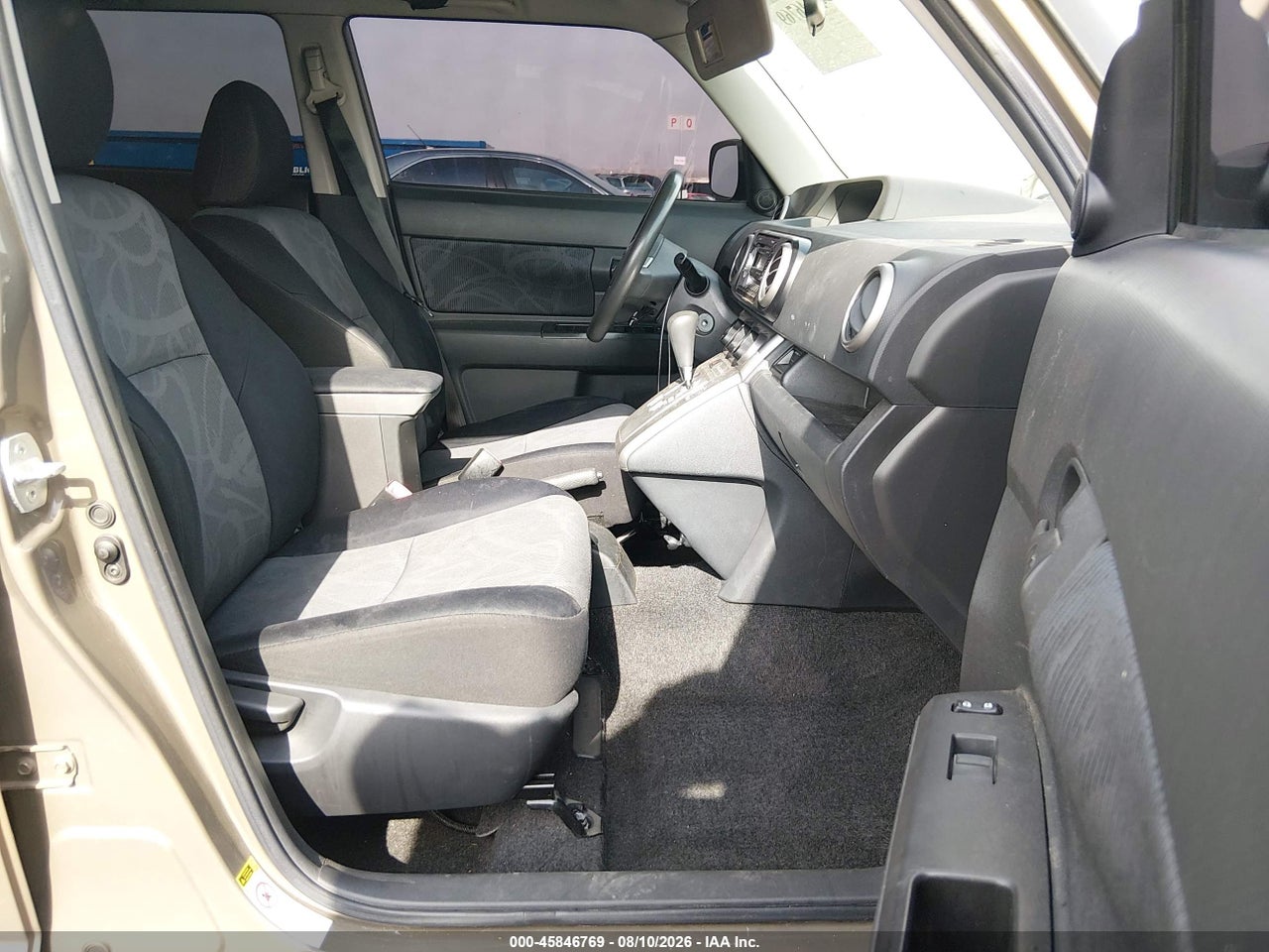 2011 SCION XB   · 5/11