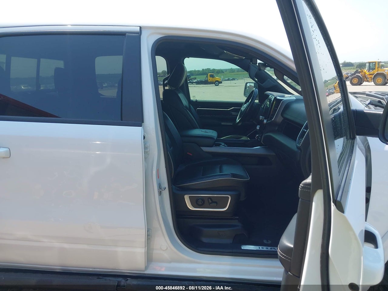 2022 RAM 1500 · 5/11