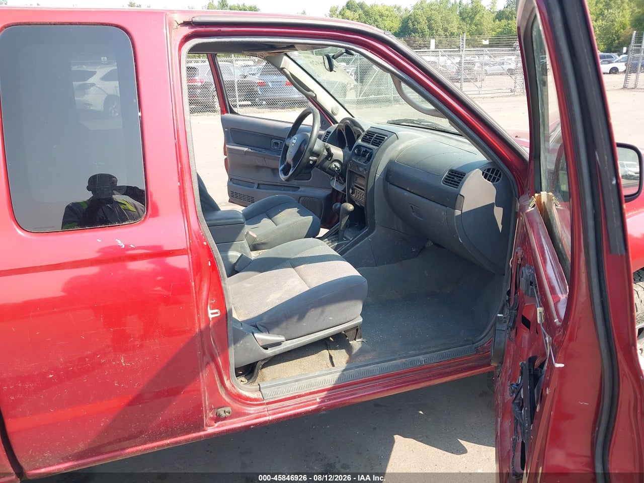 2004 NISSAN FRONTIER XE-V6 · 5/11