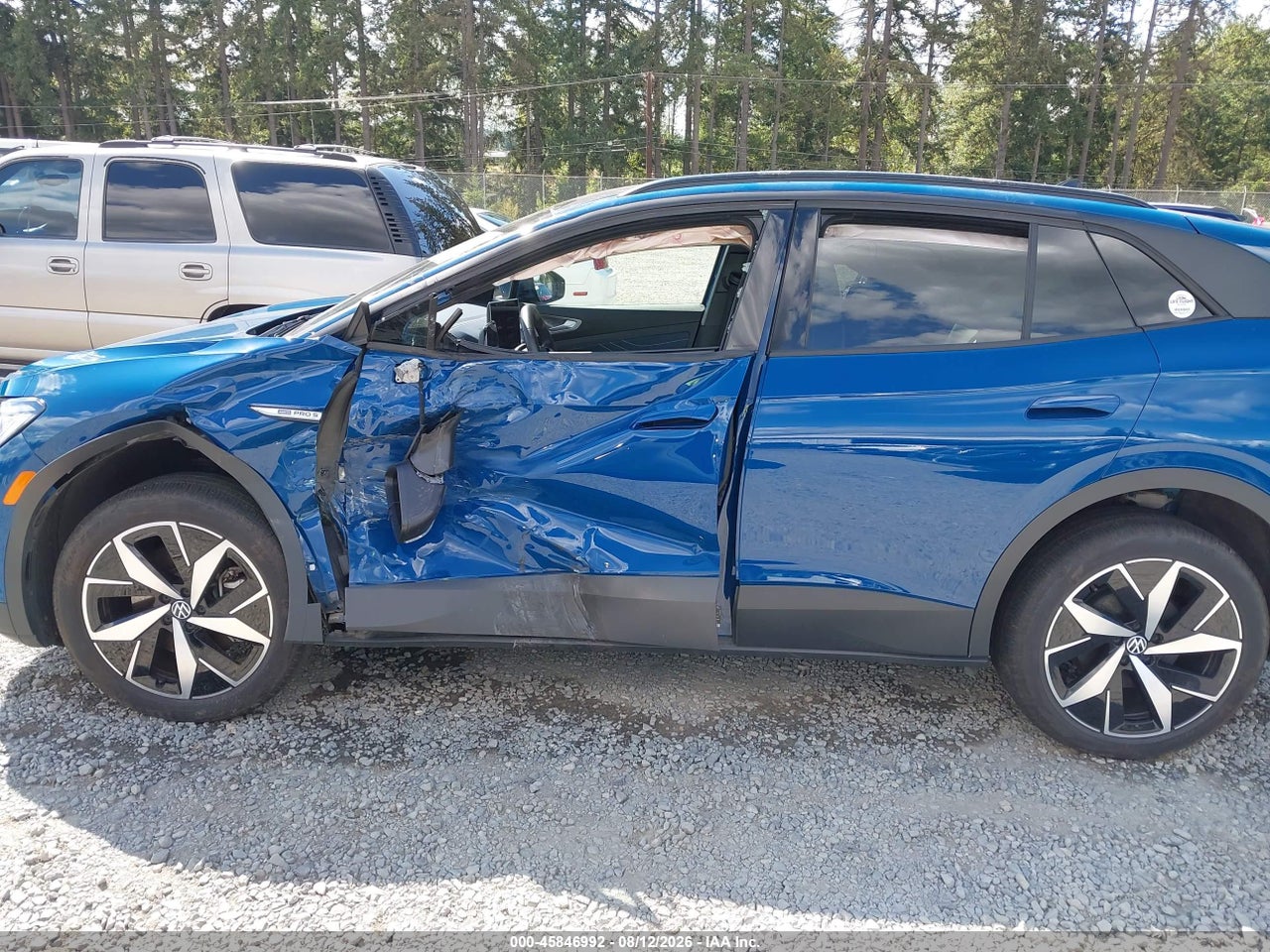 2025 VOLKSWAGEN ID.4 AWD PRO S · 6/11