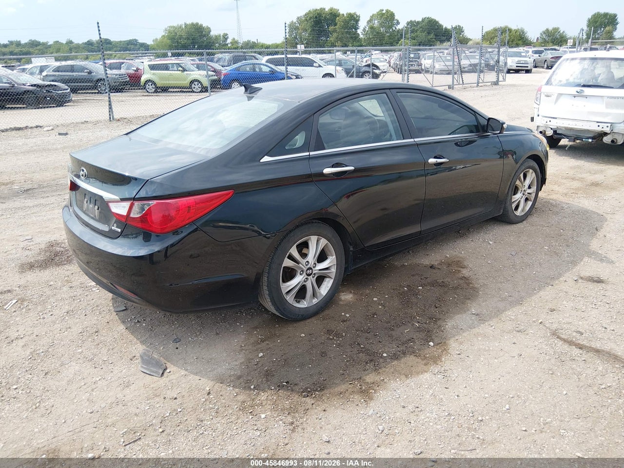 5NPEC4AC5BH****** · 2011 HYUNDAI SONATA LIMITED · 4/11