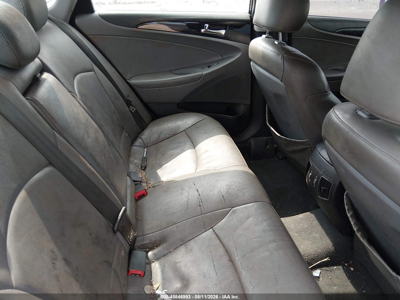 5NPEC4AC5BH****** · 2011 HYUNDAI SONATA LIMITED · 8/11
