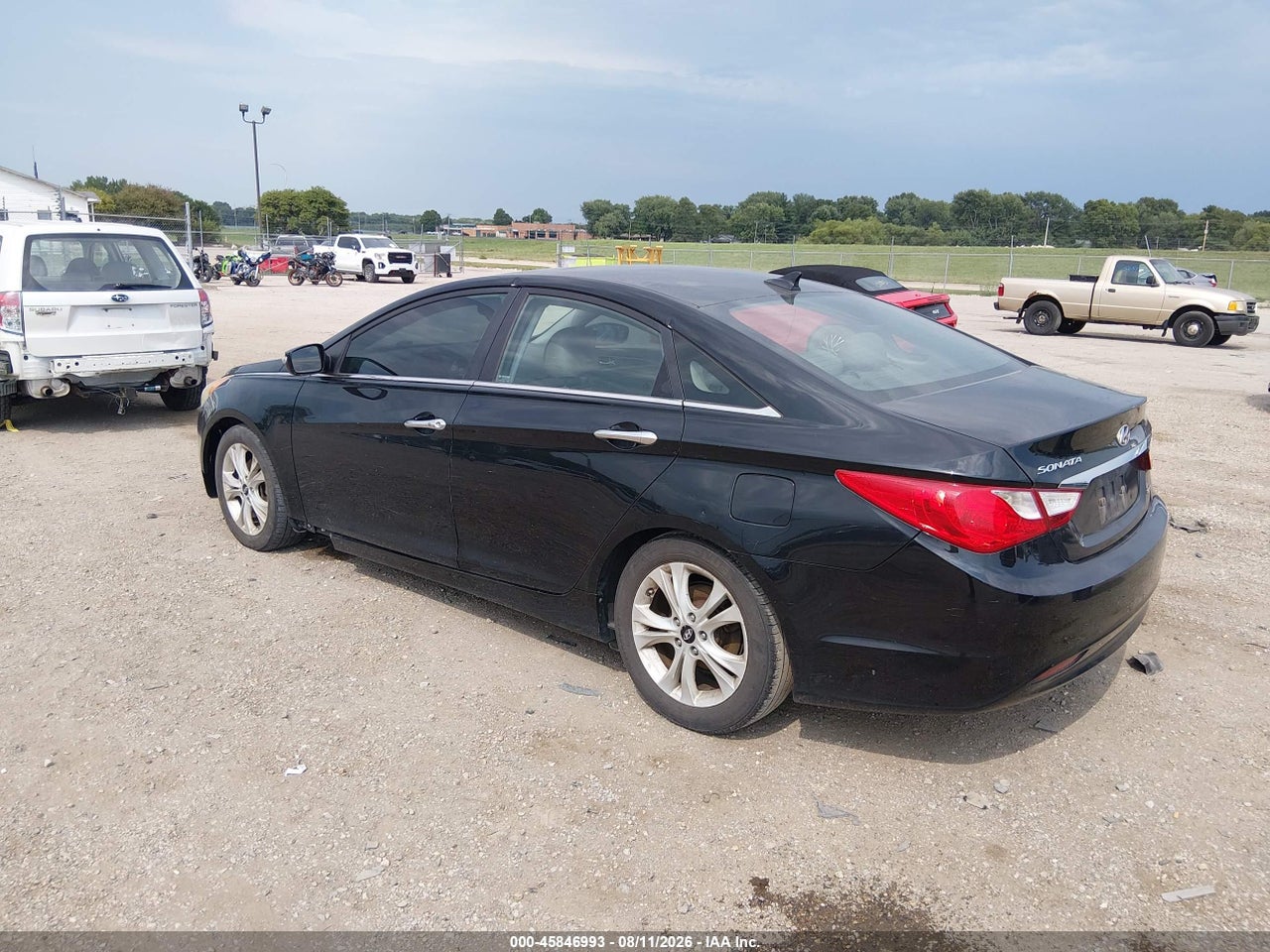 5NPEC4AC5BH****** · 2011 HYUNDAI SONATA LIMITED · 3/11