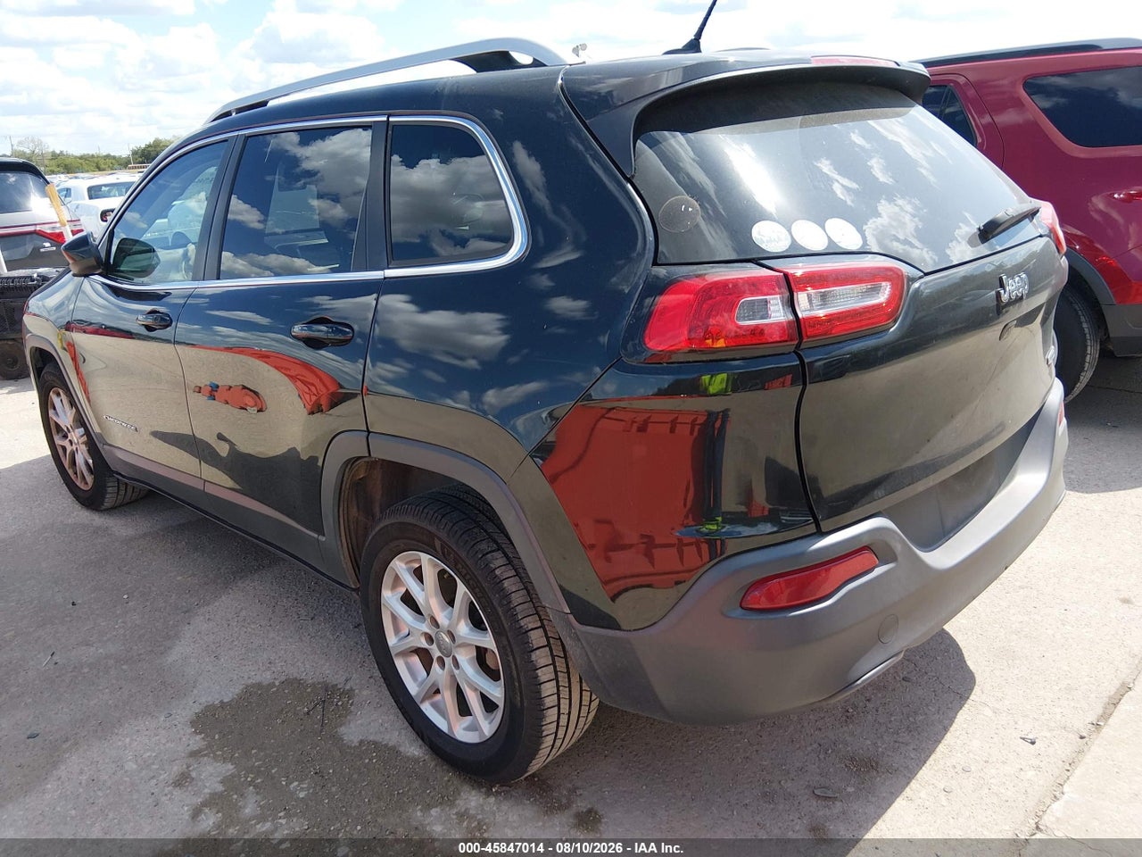 1C4PJLCB3FW****** · 2015 JEEP CHEROKEE LATITUDE · 3/11