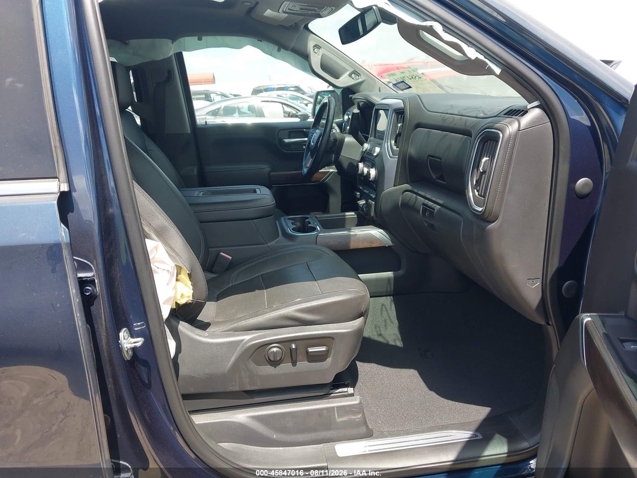 2019 GMC SIERRA 1500 SLT · 5/10
