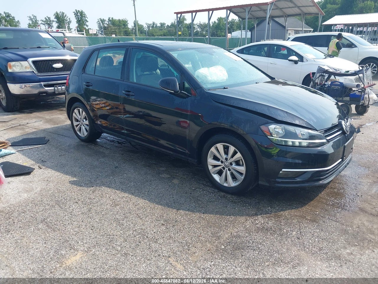 3VWG17AU8JM****** · 2018 VOLKSWAGEN GOLF TSI S/TSI SE