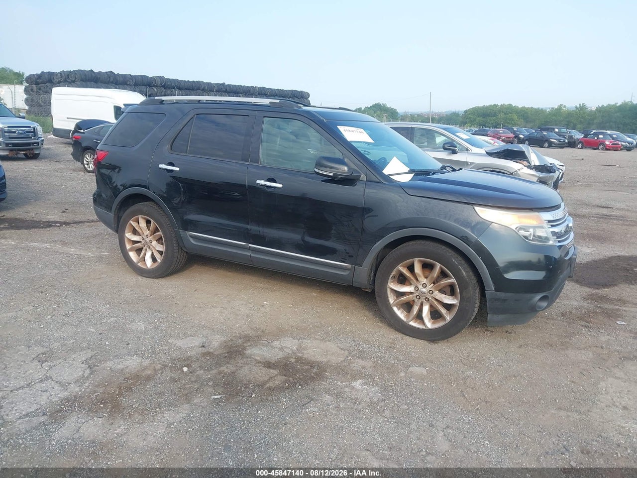 1FMHK8D88BG****** · 2011 FORD EXPLORER XLT