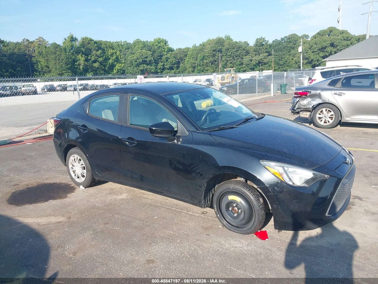 3MYDLBYV6KY****** · 2019 TOYOTA YARIS L