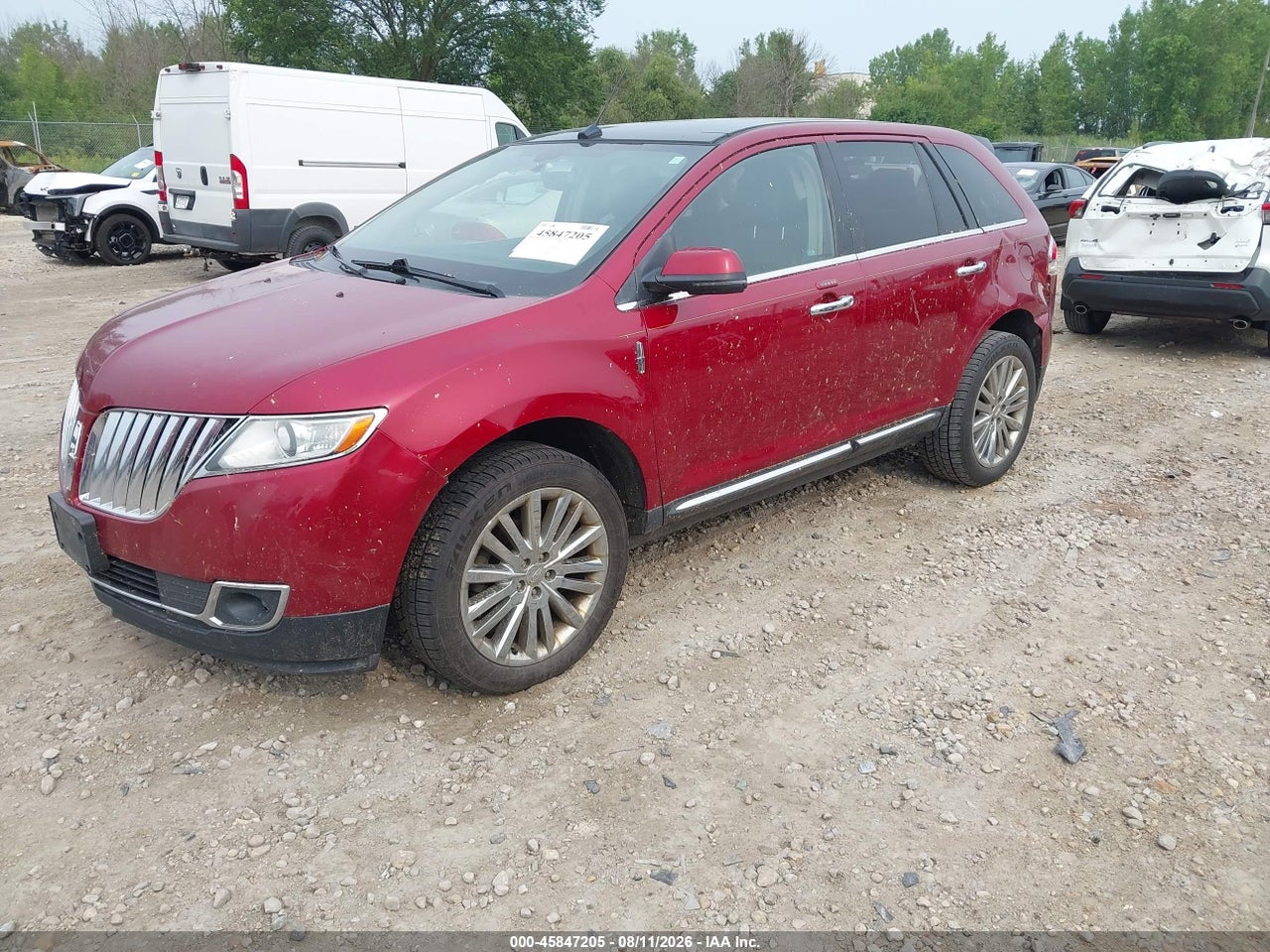 2LMDJ8JK0DB****** · 2013 LINCOLN MKX   · 2/11