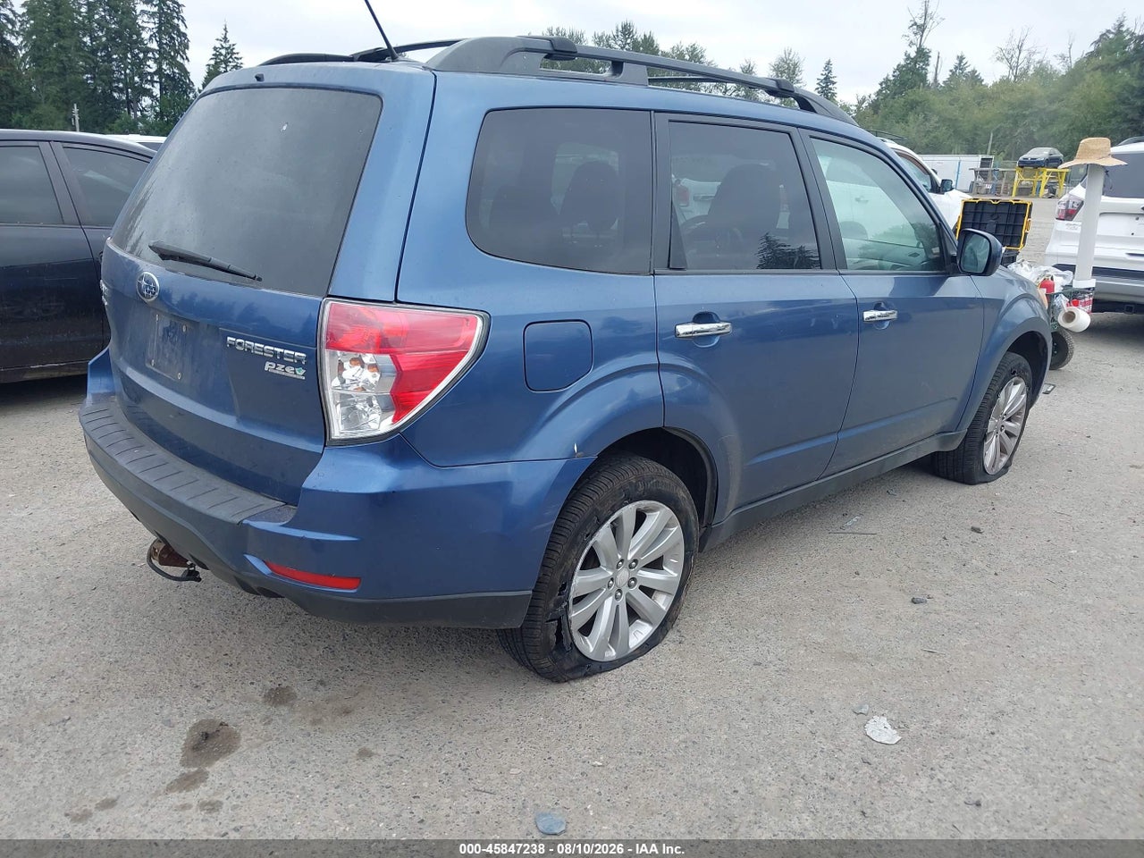2011 SUBARU FORESTER 2.5X PREMIUM · 4/11