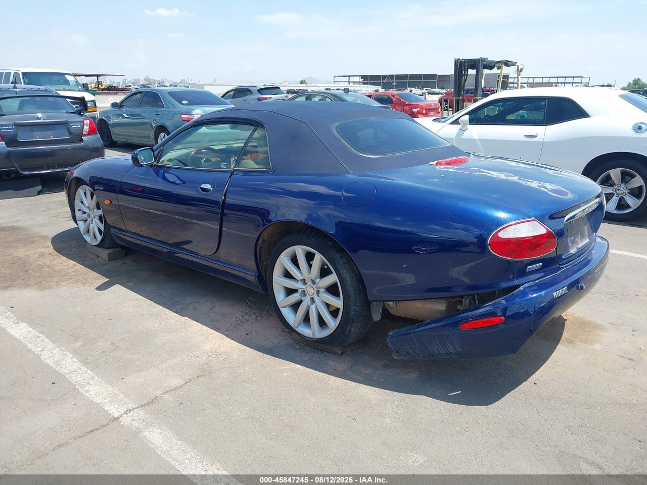 2005 JAGUAR XK8 · 6/11