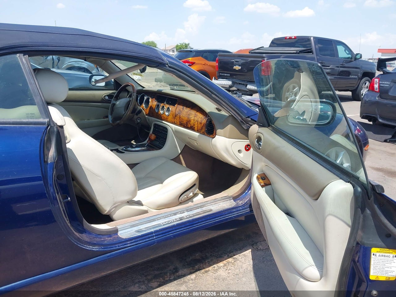 2005 JAGUAR XK8 · 5/11