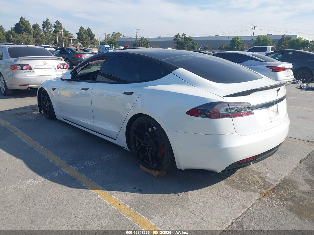 2019 TESLA MODEL S 100D/75D/LONG RANGE/STANDARD RANGE · 3/10