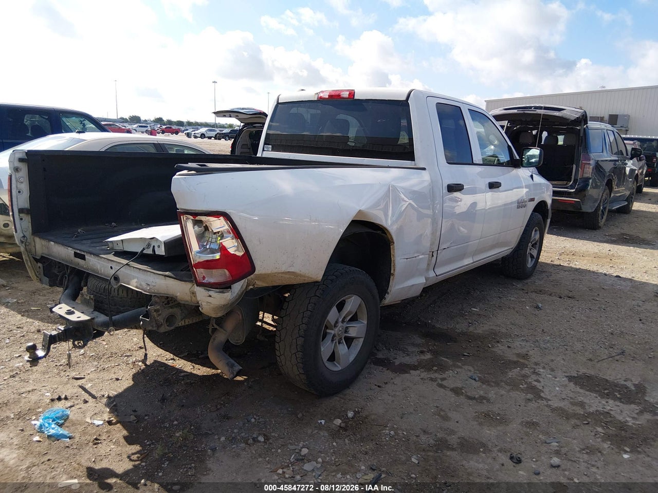2016 RAM 1500 TRADESMAN · 4/11