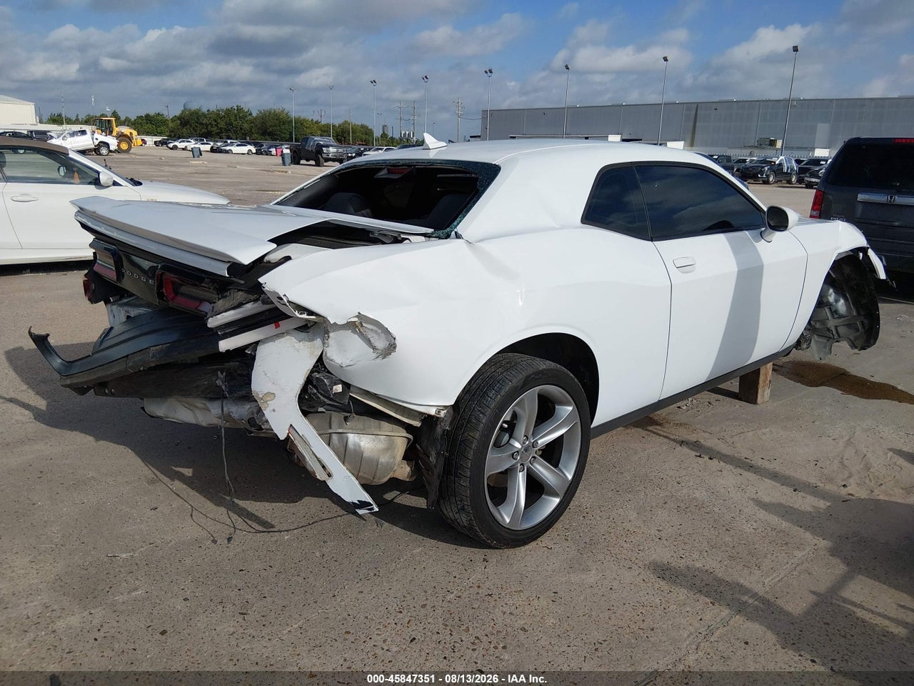 2015 DODGE CHALLENGER SXT · 4/11