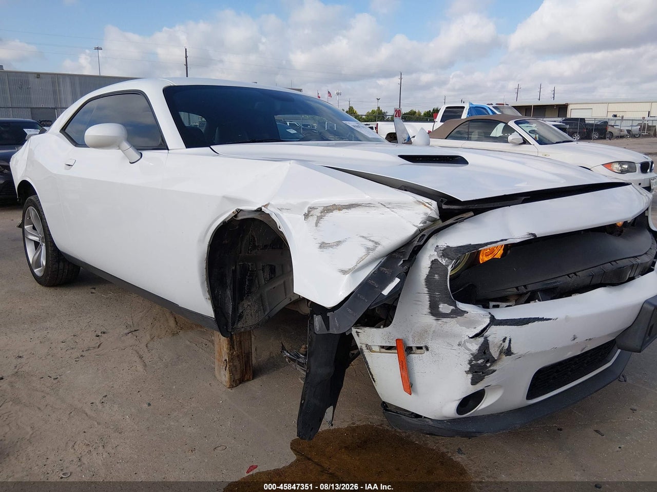 2015 DODGE CHALLENGER SXT · 6/11