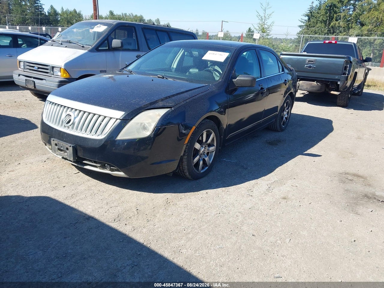 2010 MERCURY MILAN PREMIER · 2/11