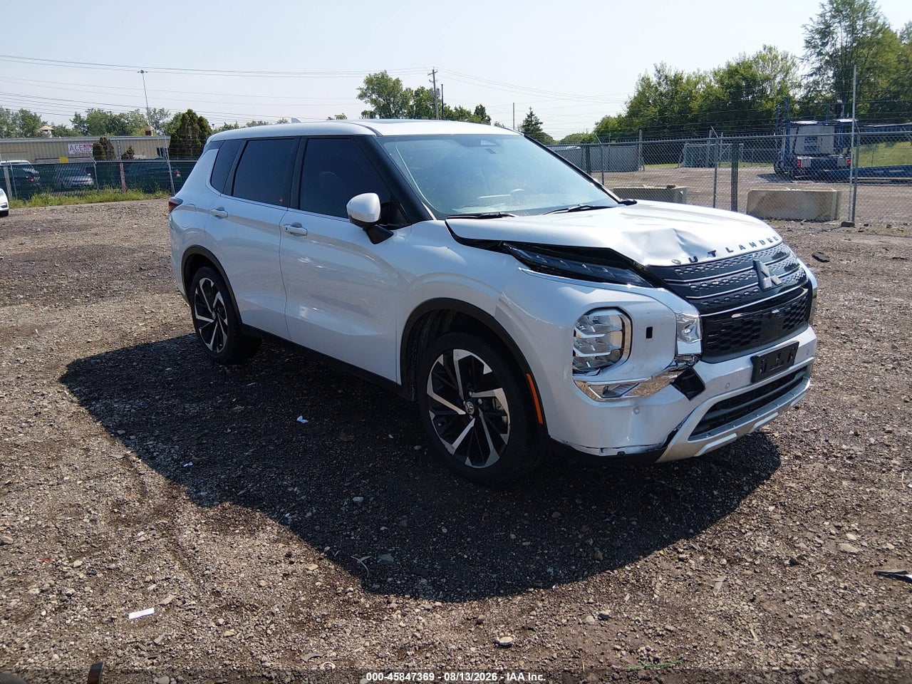 JA4J4UA82PZ****** · 2023 MITSUBISHI OUTLANDER SE 2.5 S-AWC
