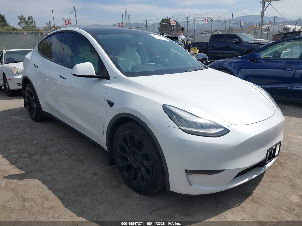 5YJYGDEE9MF****** · 2021 TESLA MODEL Y LONG RANGE DUAL MOTOR ALL-WHEEL DRIVE