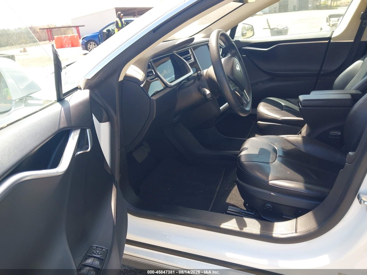 2013 TESLA MODEL S · 5/10