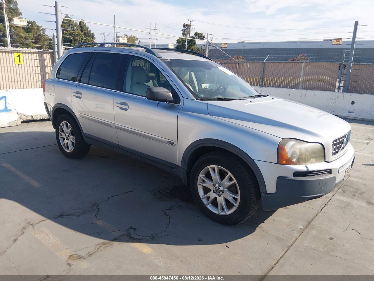 YV1CZ852651****** · 2005 VOLVO XC90 T6
