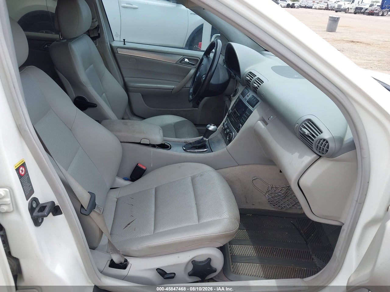 WDBRF52H26F****** · 2006 MERCEDES-BENZ C 230 SPORT · 5/11