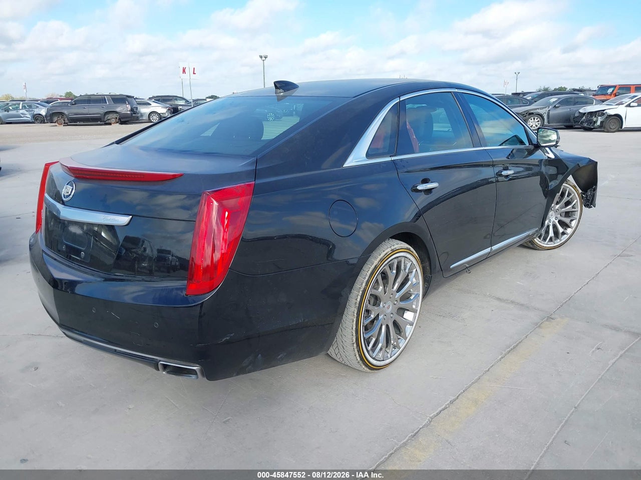 2015 CADILLAC XTS LUXURY · 4/11