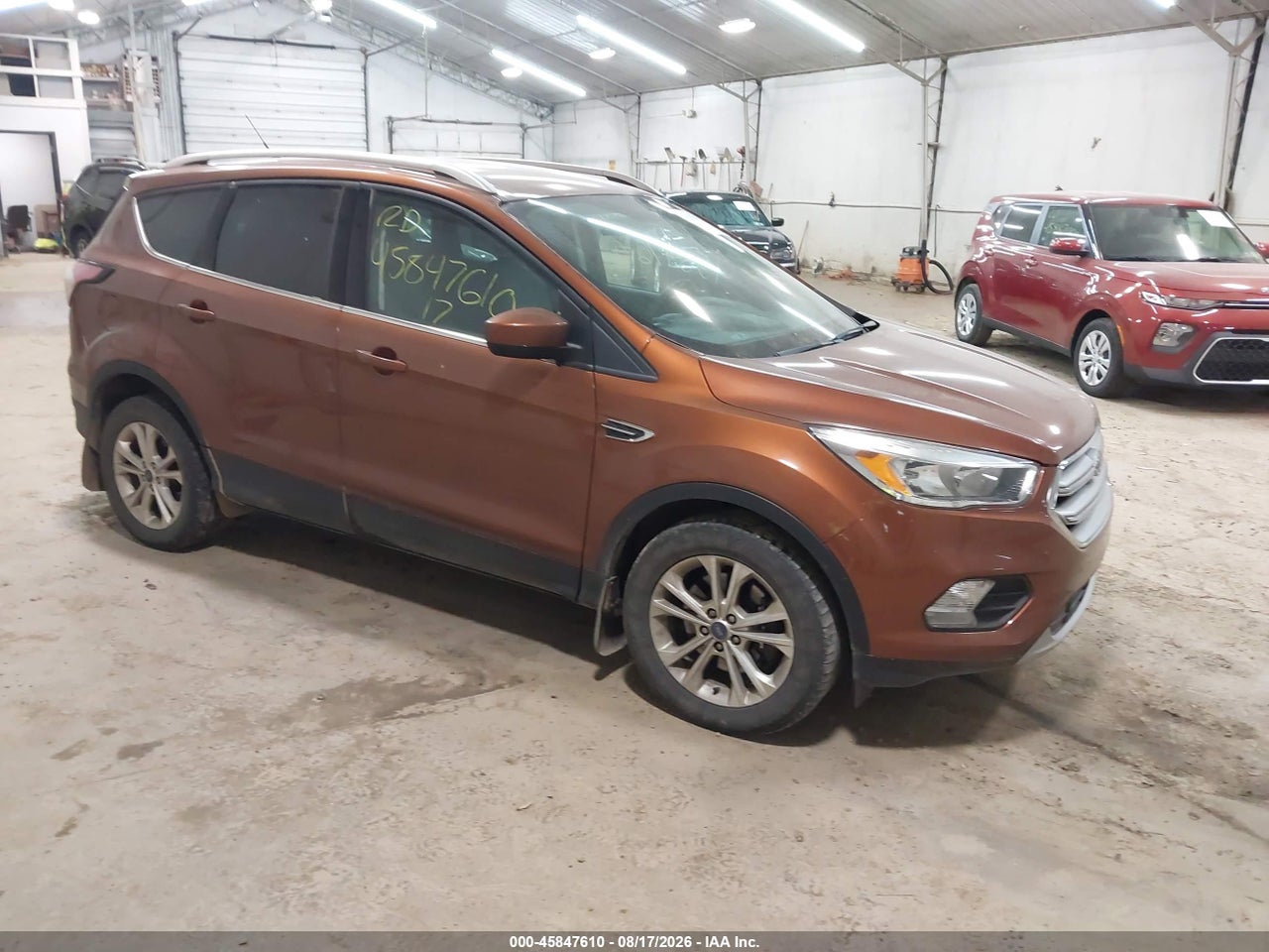 1FMCU9G95HU****** · 2017 FORD ESCAPE SE