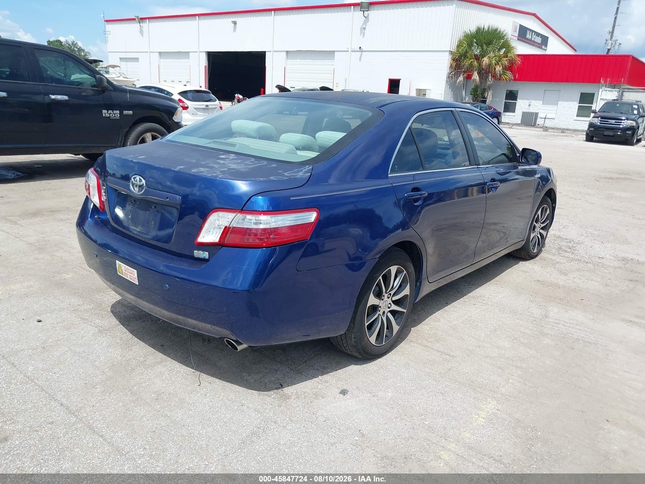 2009 TOYOTA CAMRY HYBRID   · 4/11