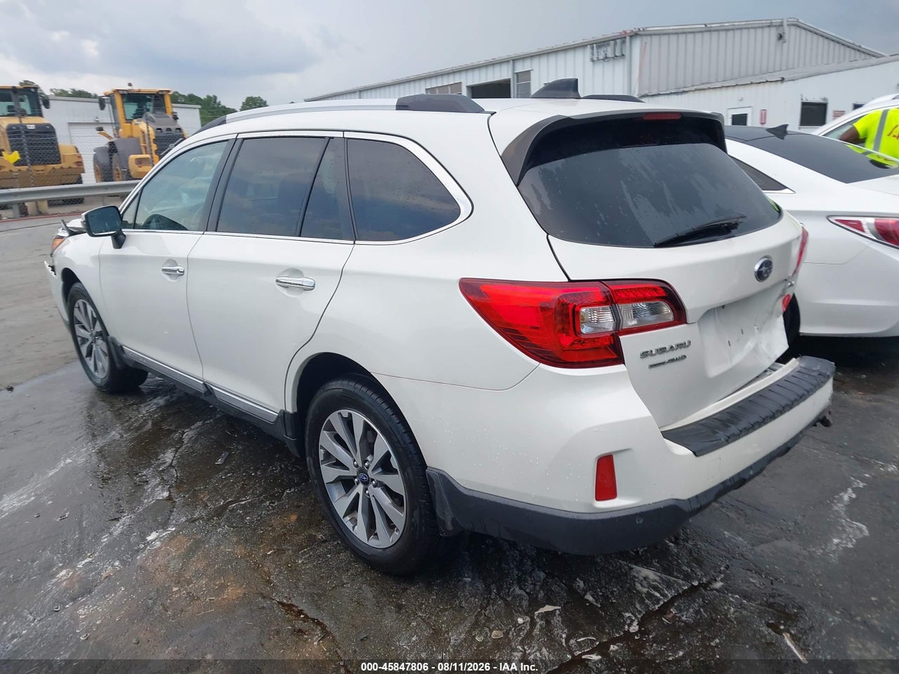 2017 SUBARU OUTBACK 2.5I TOURING · 3/11