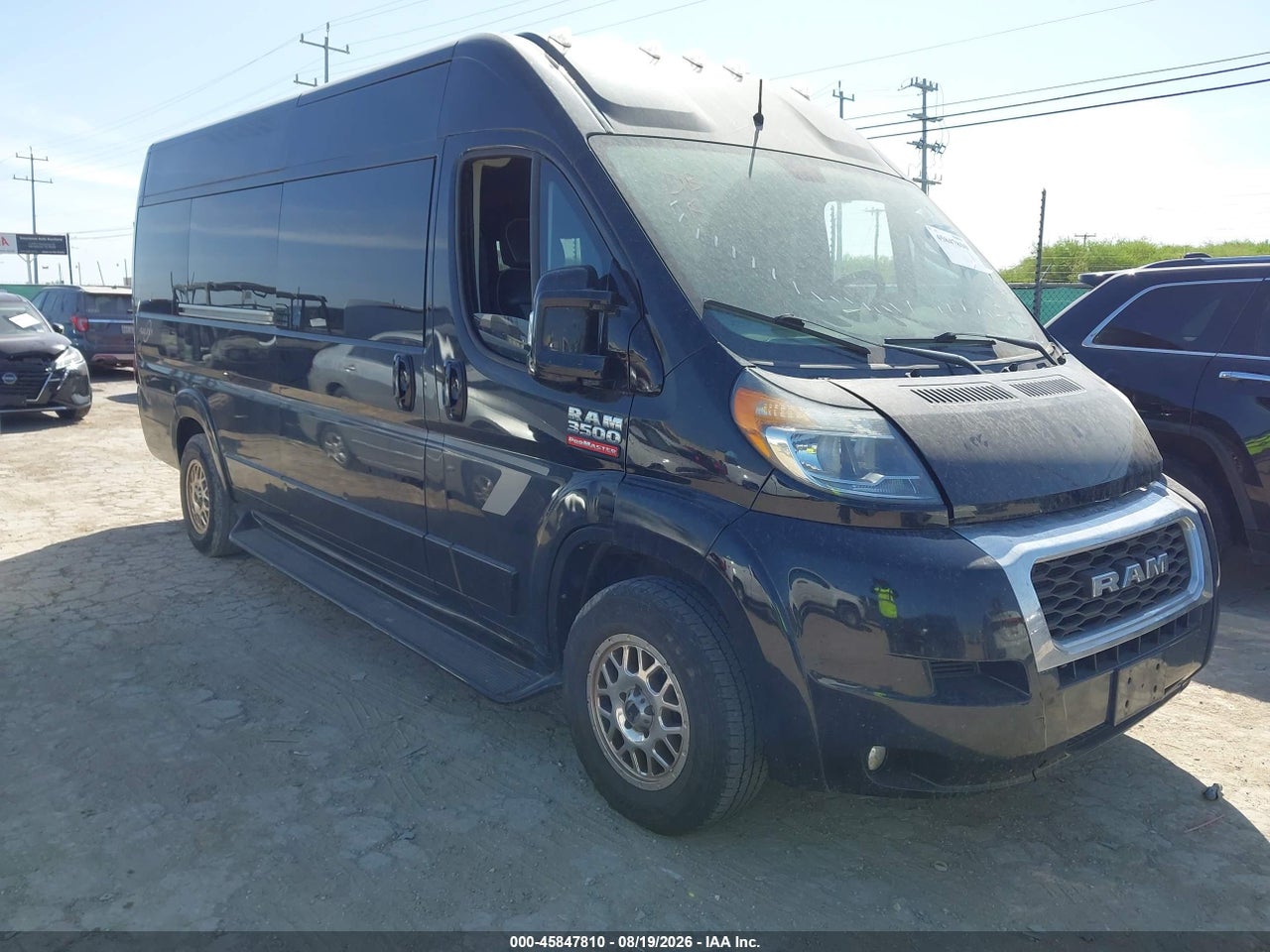 3C6URVJG3JE****** · 2018 RAM PROMASTER 3500 CARGO VAN HIGH ROOF 159 WB EXT