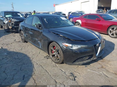 ZARFAECN7J7****** · 2018 ALFA ROMEO GIULIA TI SPORT RWD