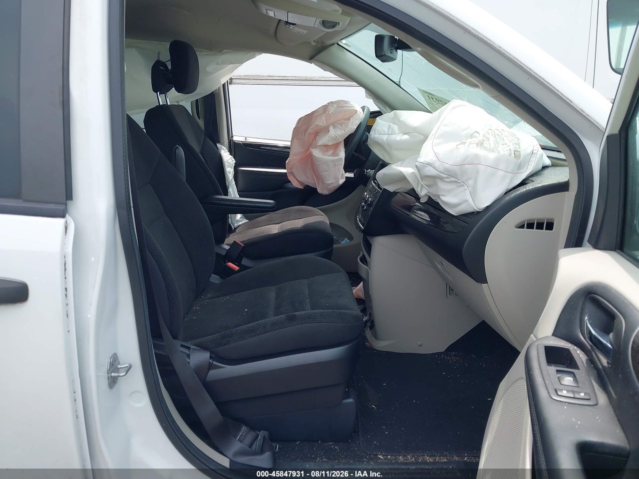 2019 DODGE GRAND CARAVAN SE · 5/11