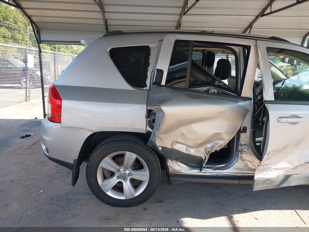 2011 JEEP COMPASS · 6/11