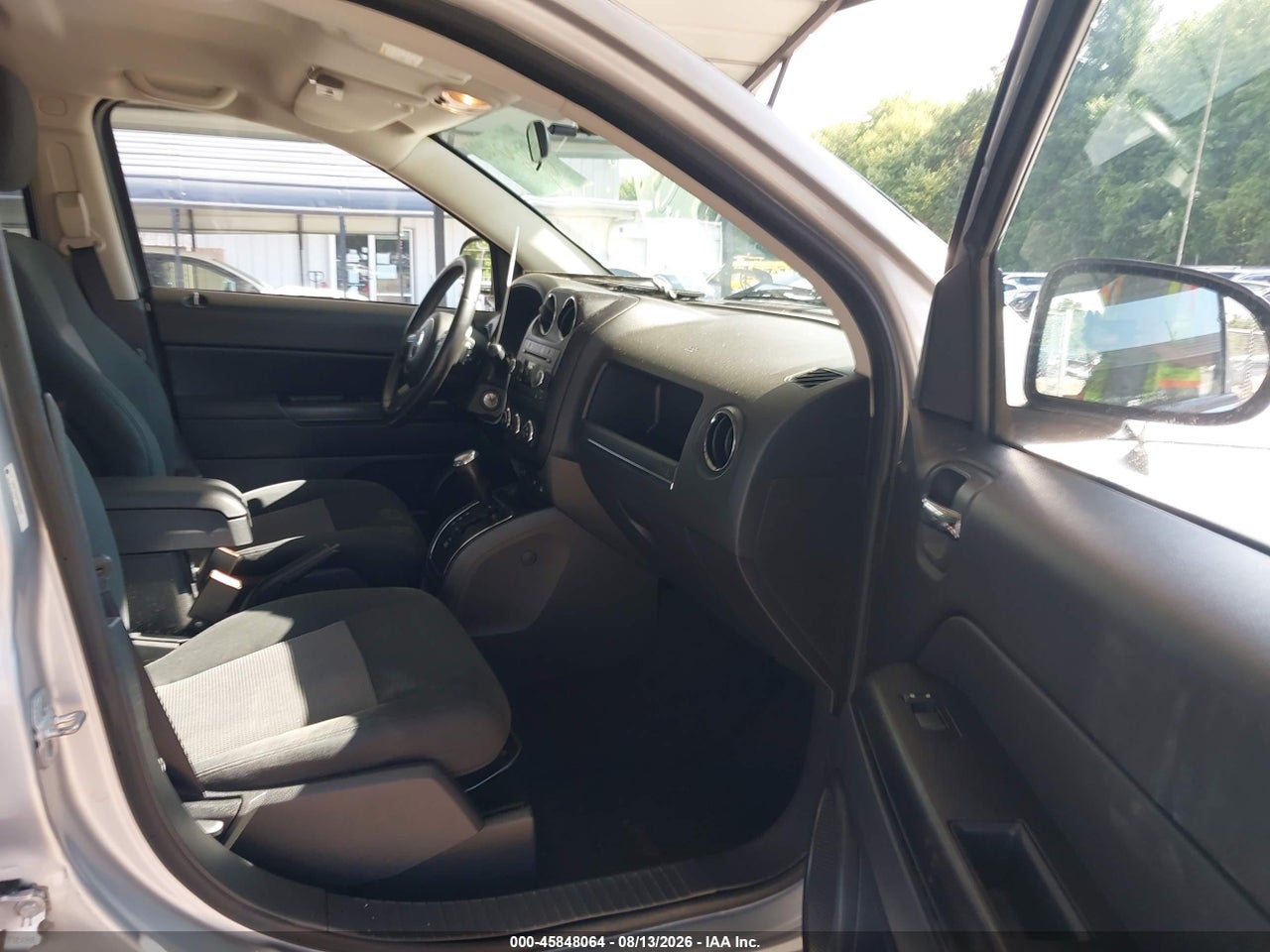 2011 JEEP COMPASS · 5/11
