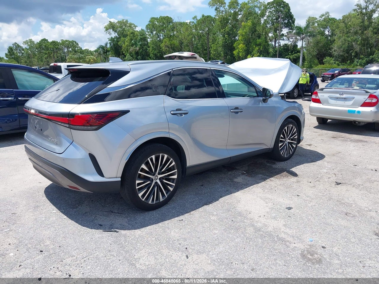 2024 LEXUS RX 350H PREMIUM PLUS · 4/11