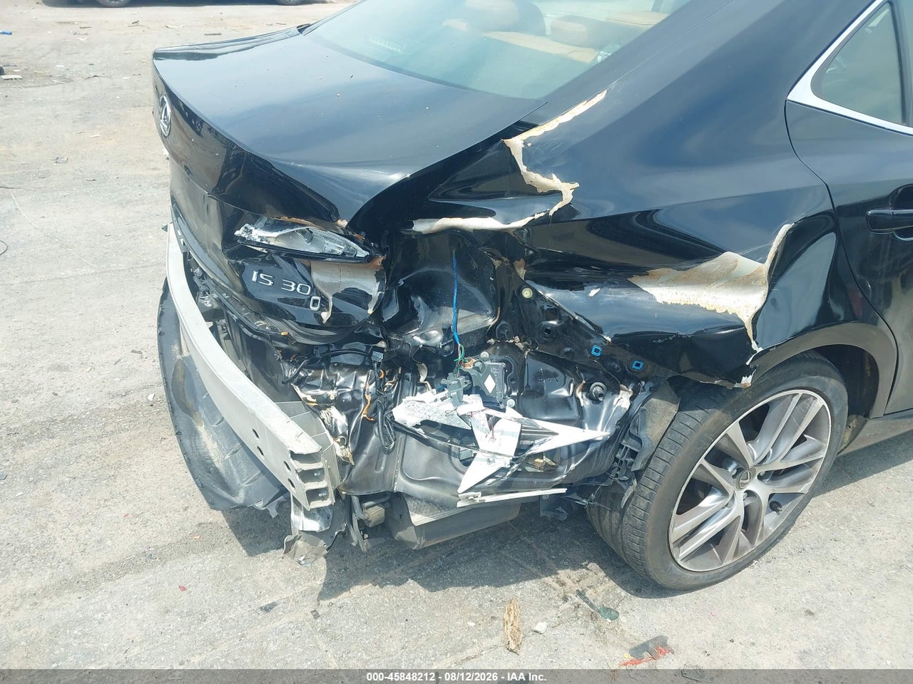 2018 LEXUS IS 300 · 6/11