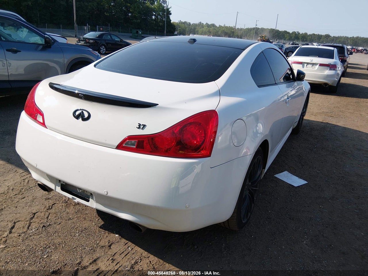 2012 INFINITI G37X · 4/11