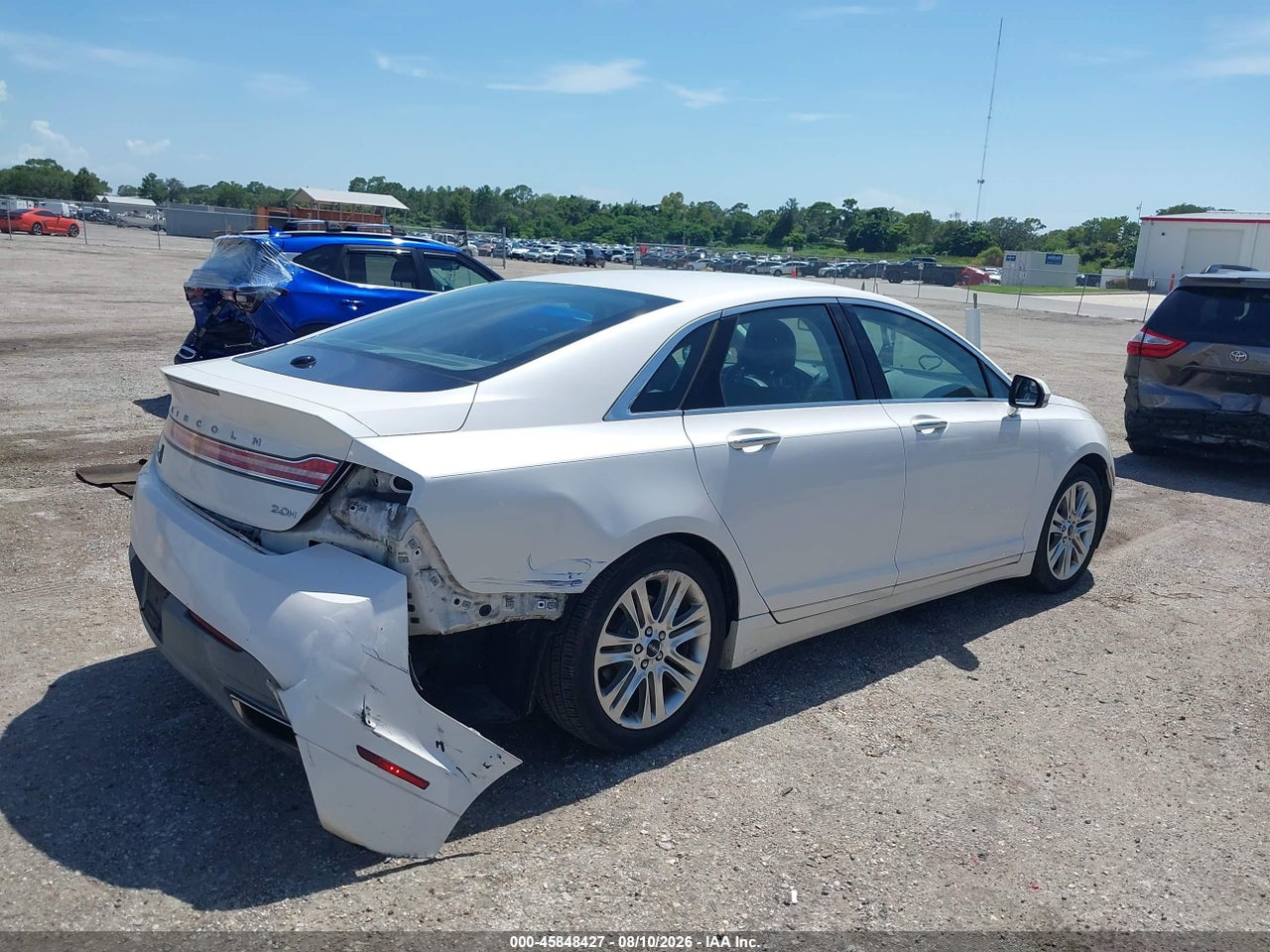 2014 LINCOLN MKZ HYBRID · 4/11