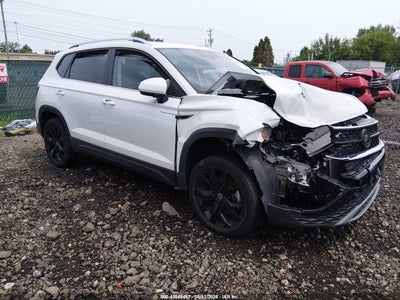 3VVEX7B24RM****** · 2024 VOLKSWAGEN TAOS 1.5T SE