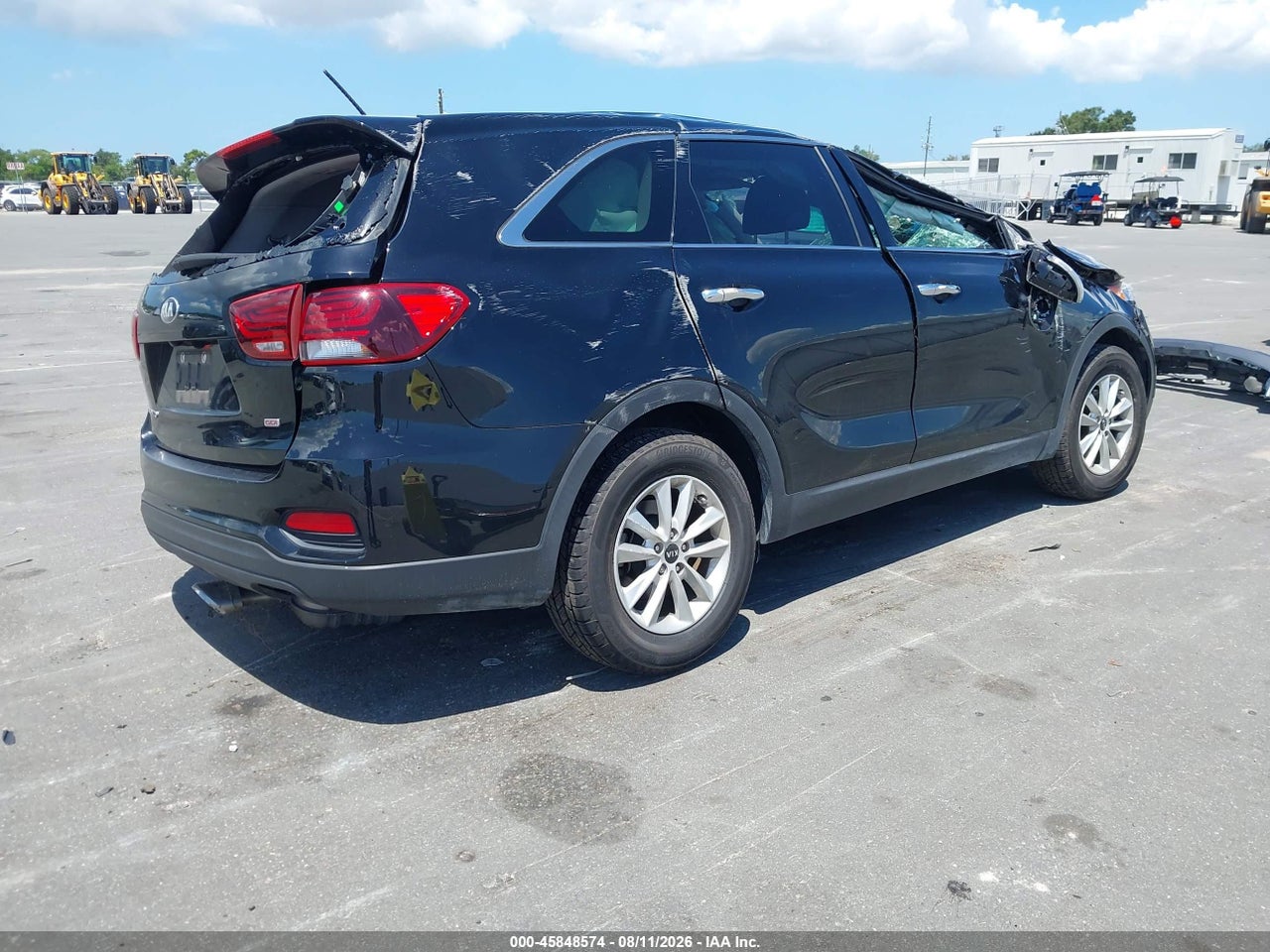 2019 KIA SORENTO 2.4L LX · 4/11