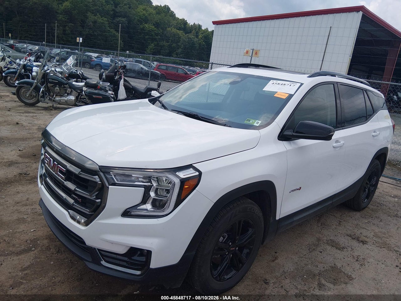 2024 GMC TERRAIN AWD AT4 · 2/11